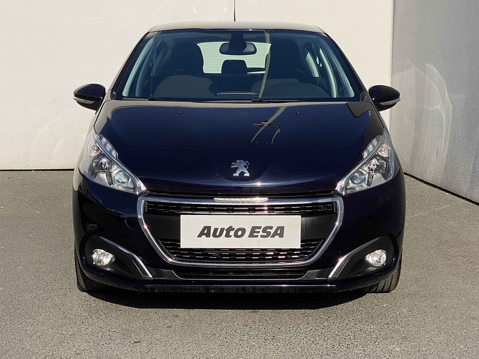 Peugeot 208 1.2 PT Signature