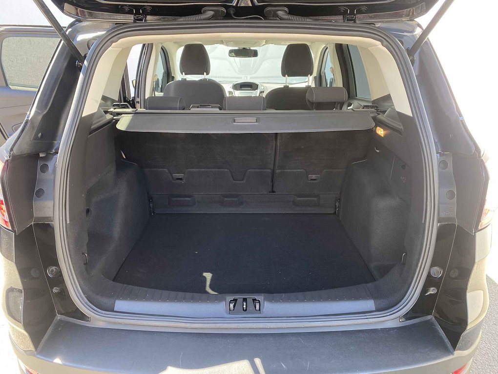 Ford Kuga 1.5 EB Trend