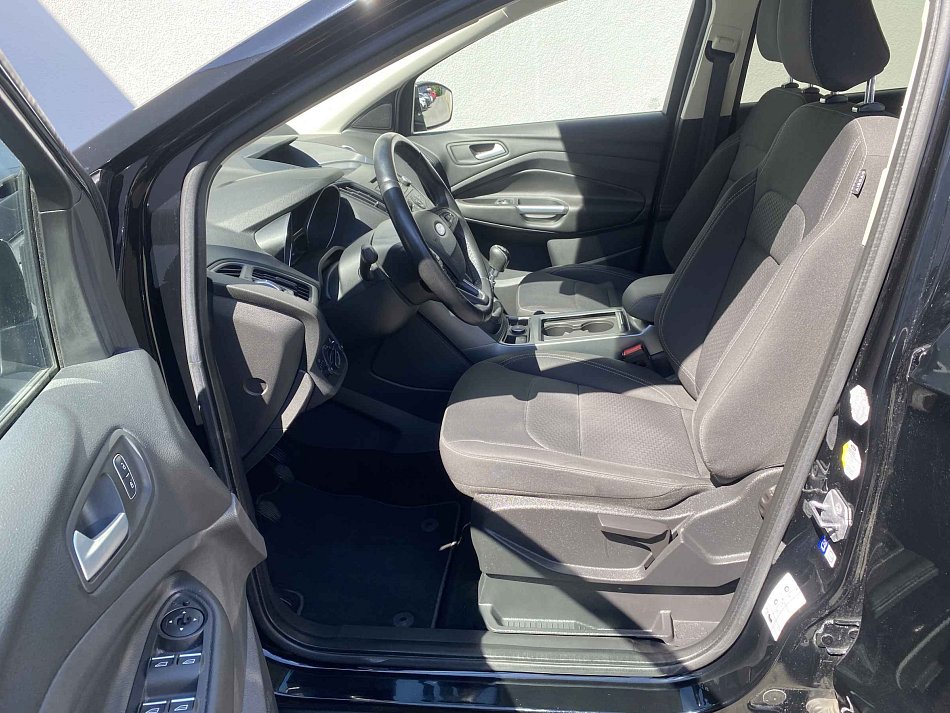 Ford Kuga 1.5 EB Trend
