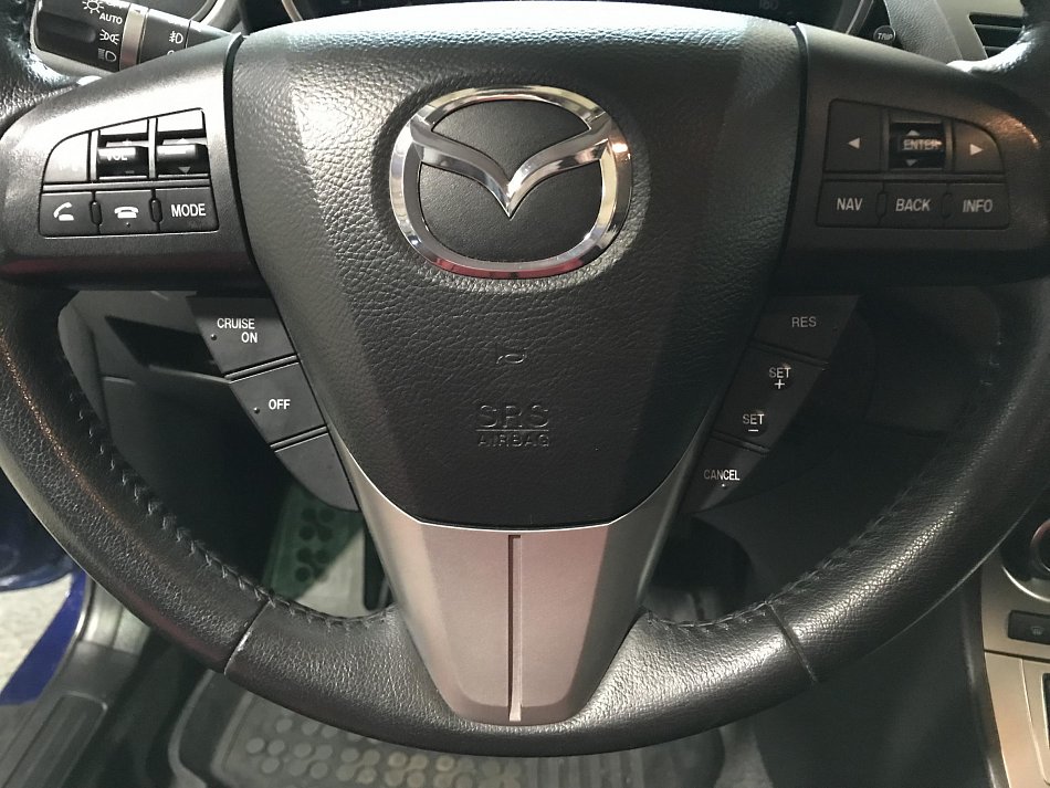 Mazda 3 2.0 i 