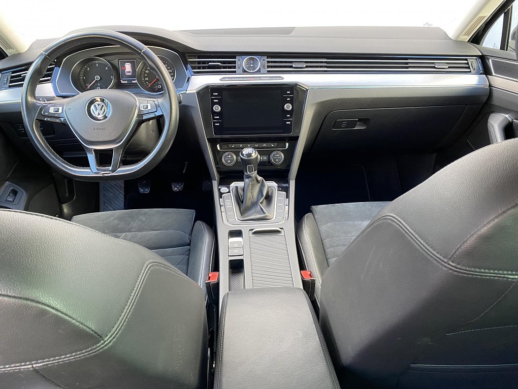 Volkswagen Passat 2.0 TDi Highline