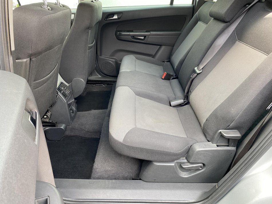 Opel Zafira 1.8 Family
