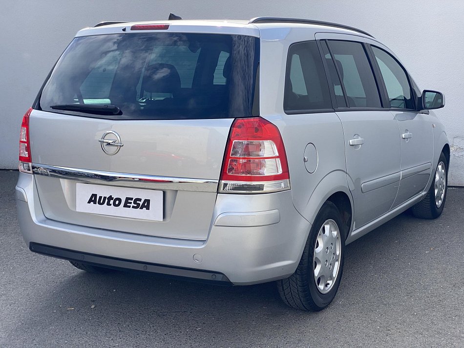 Opel Zafira 1.8 Family