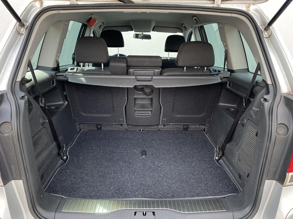 Opel Zafira 1.8 Family