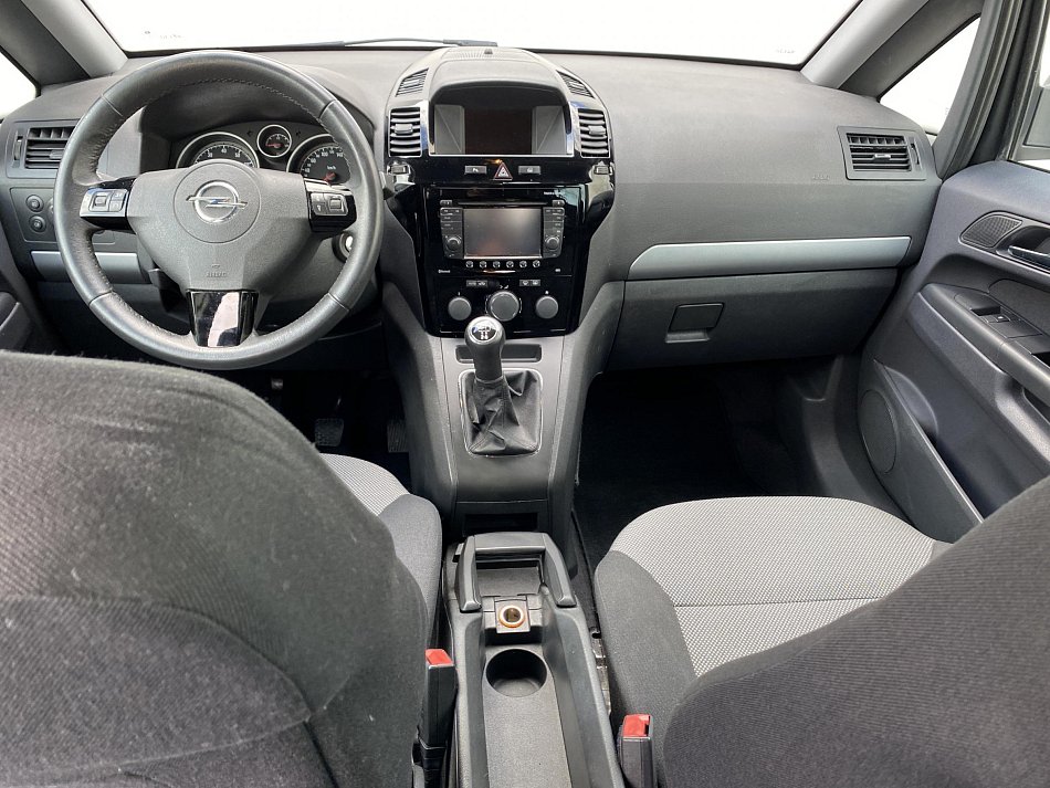 Opel Zafira 1.8 Family