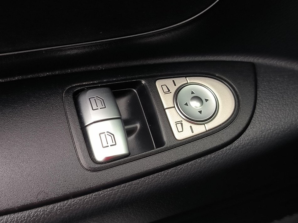 Mercedes-Benz Vito 1.6CDi  L2 DÍLNA