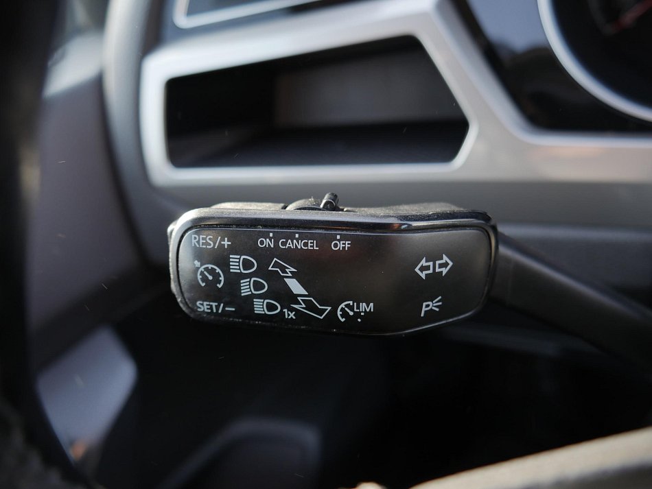 Volkswagen Touran 1.6TDi 