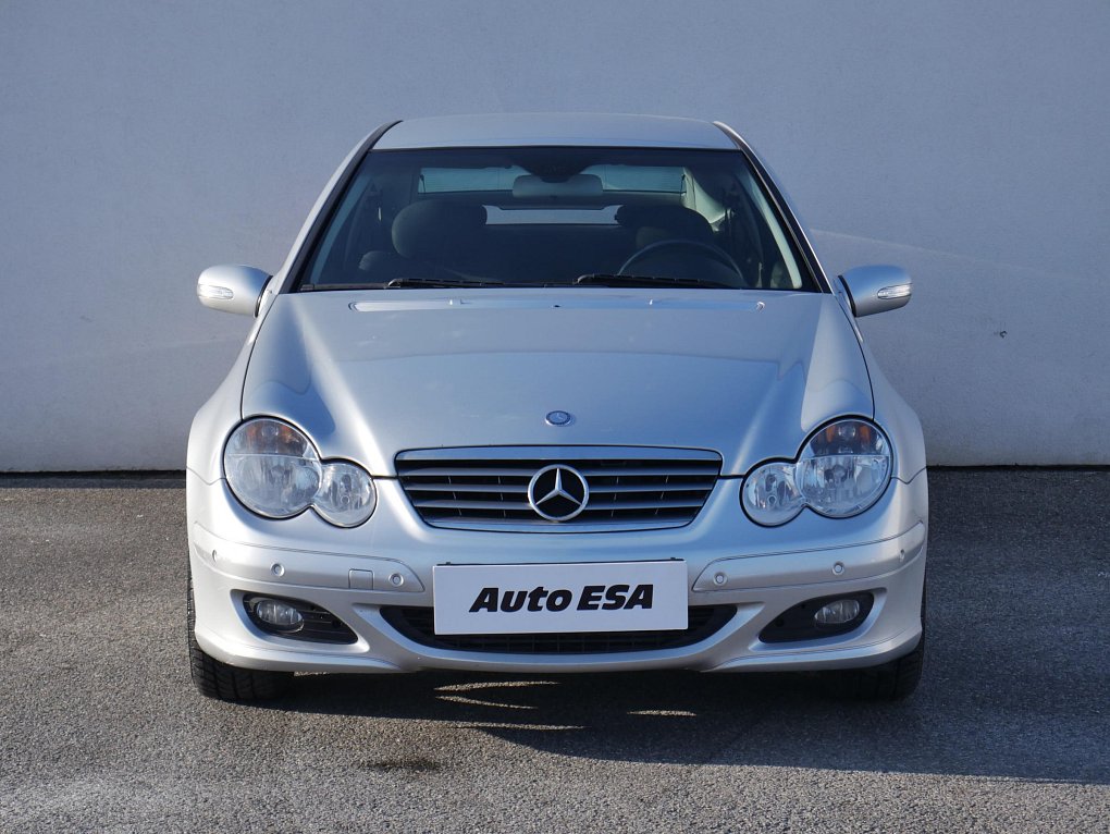Mercedes-Benz Třída C 1.8 i 