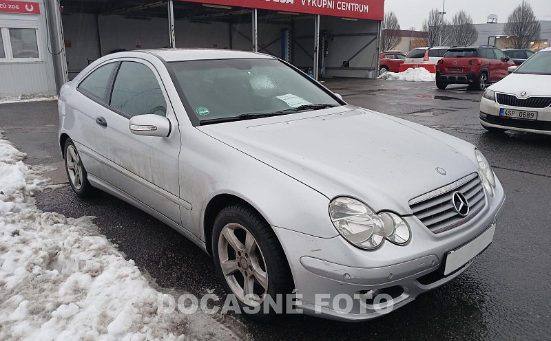 Mercedes-Benz Třída C 1.8 i 
