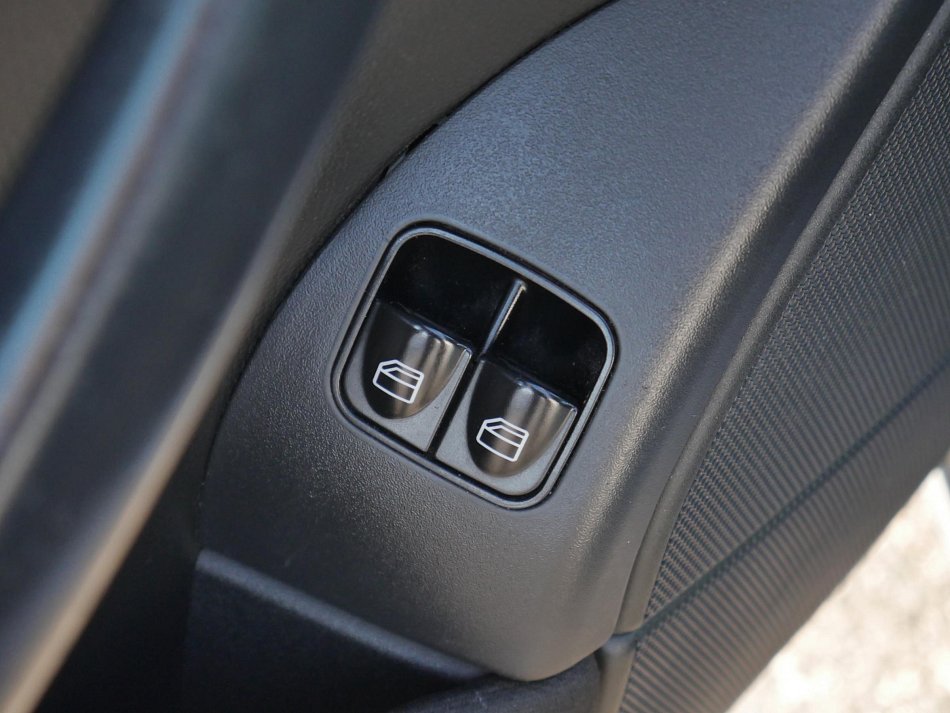 Mercedes-Benz Třída C 1.8 i 