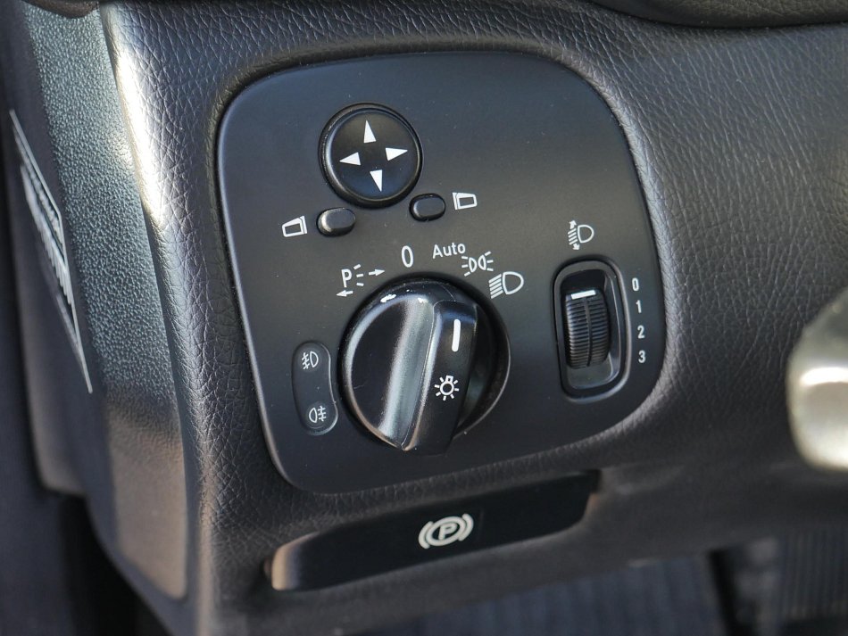 Mercedes-Benz Třída C 1.8 i 