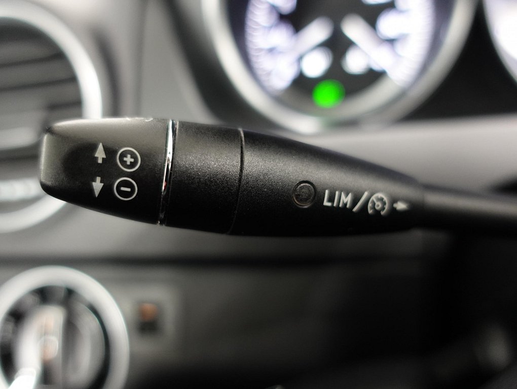 Mercedes-Benz Třída C 2.2 CDi  C180