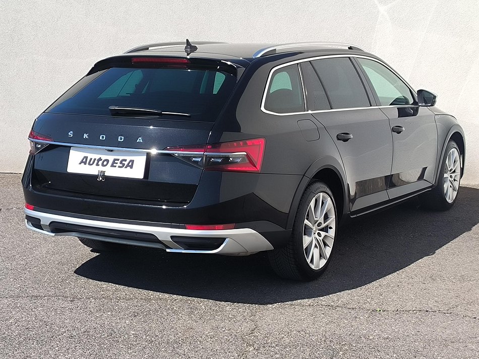 Škoda Superb III 2.0 TSi Scout 4x4