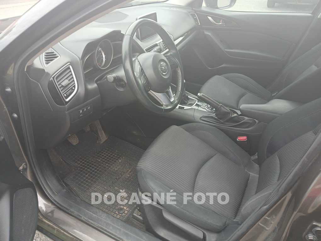Mazda 3 2.0i 