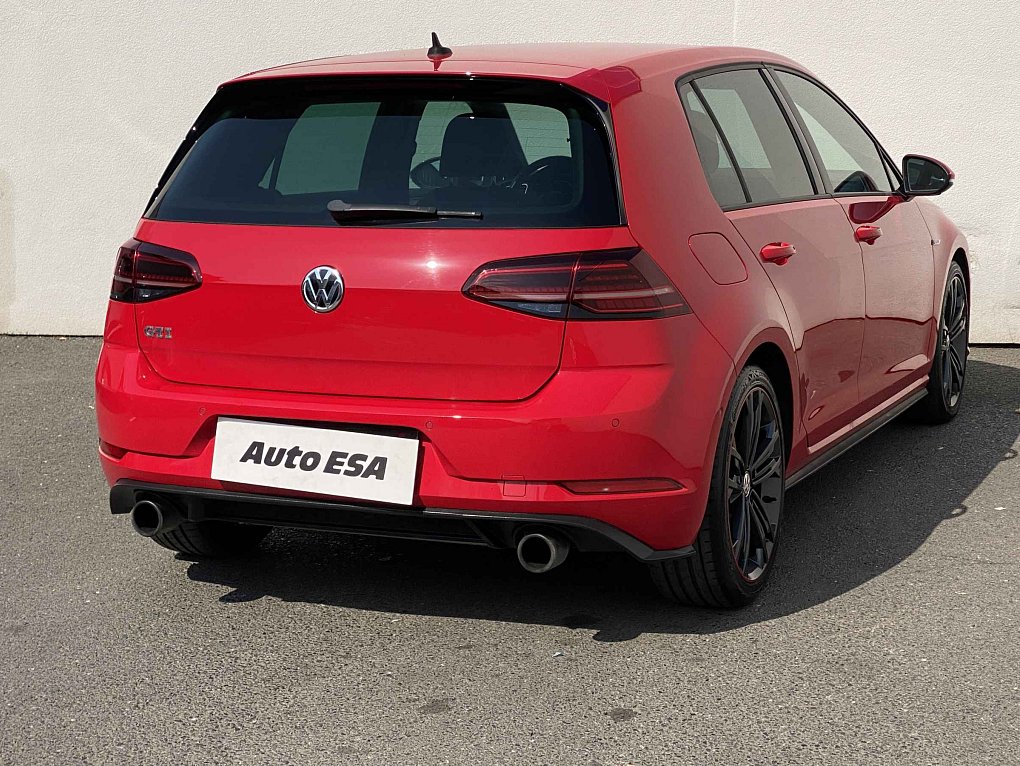 Volkswagen Golf 2.0 TSi GTi