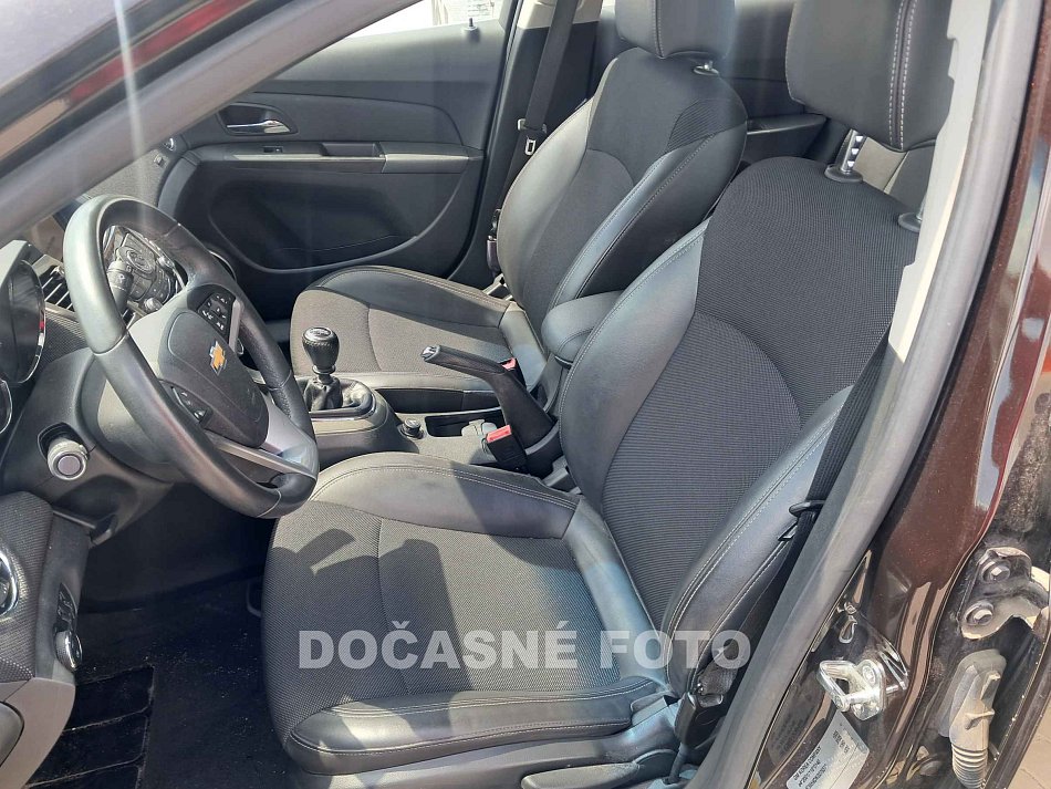 Chevrolet Cruze 1.8 i 