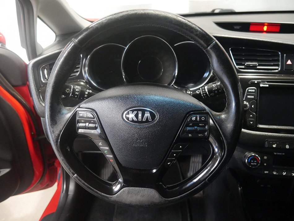 Kia Ceed 1.4i 