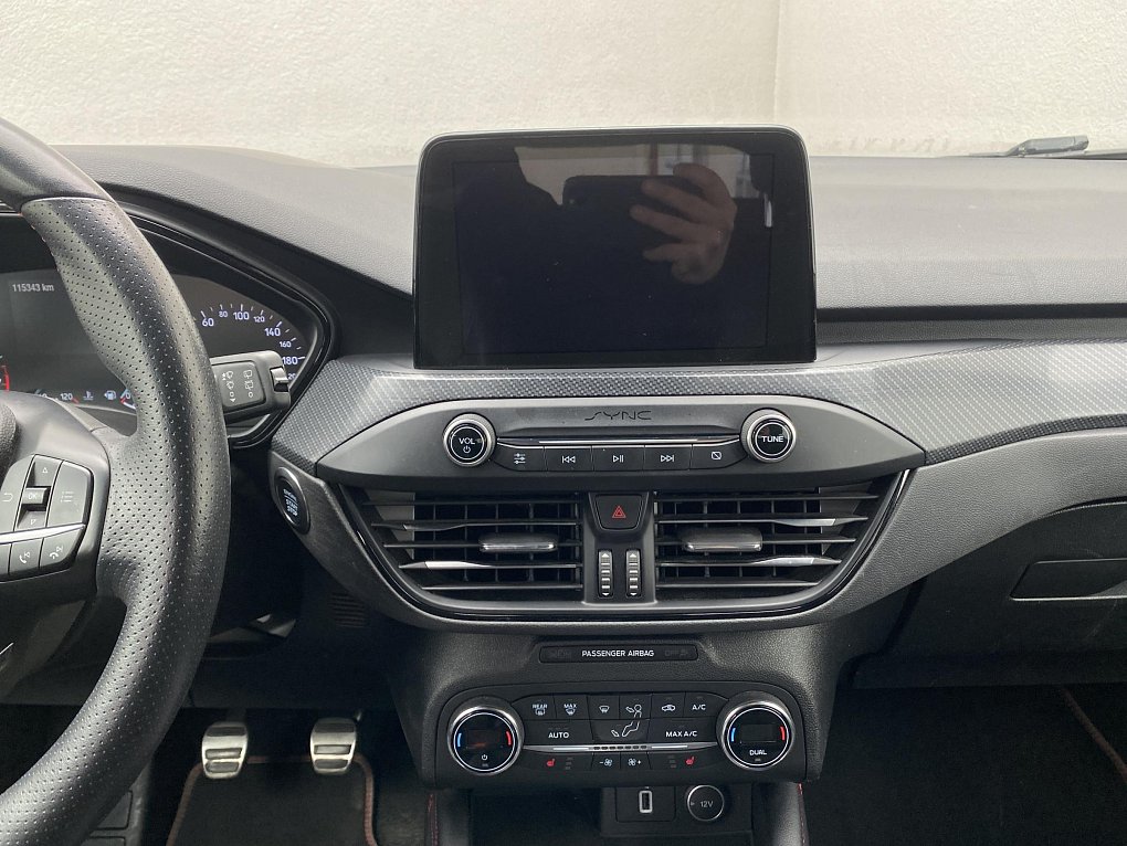 Ford Focus 1.0 EB ST-Line