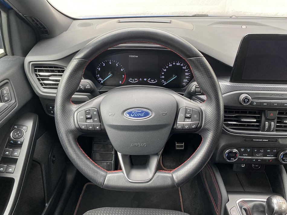 Ford Focus 1.0 EB ST-Line