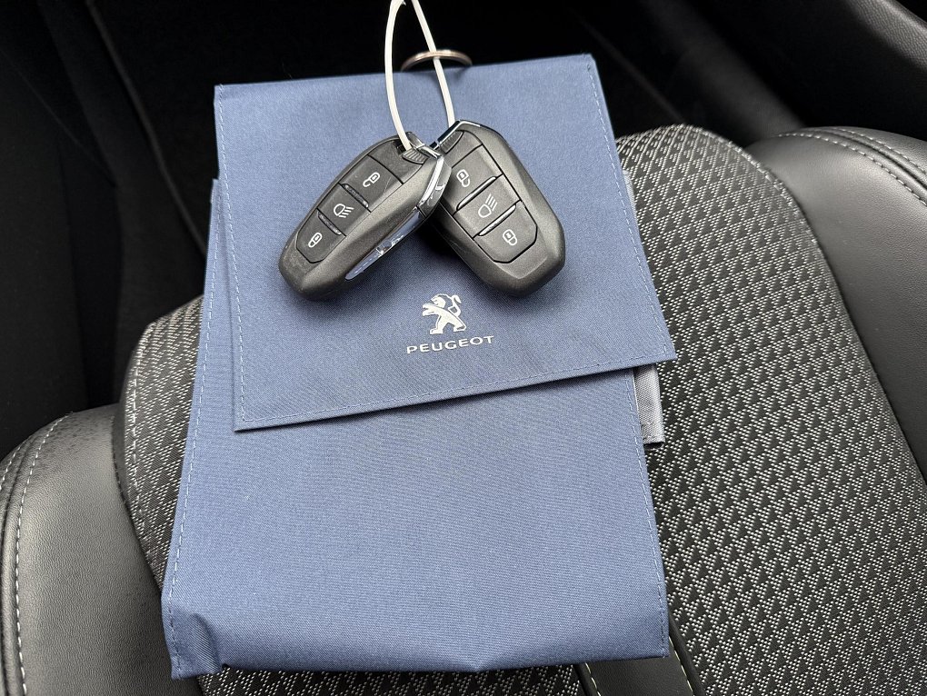 Peugeot 208 1.2PT GT Line