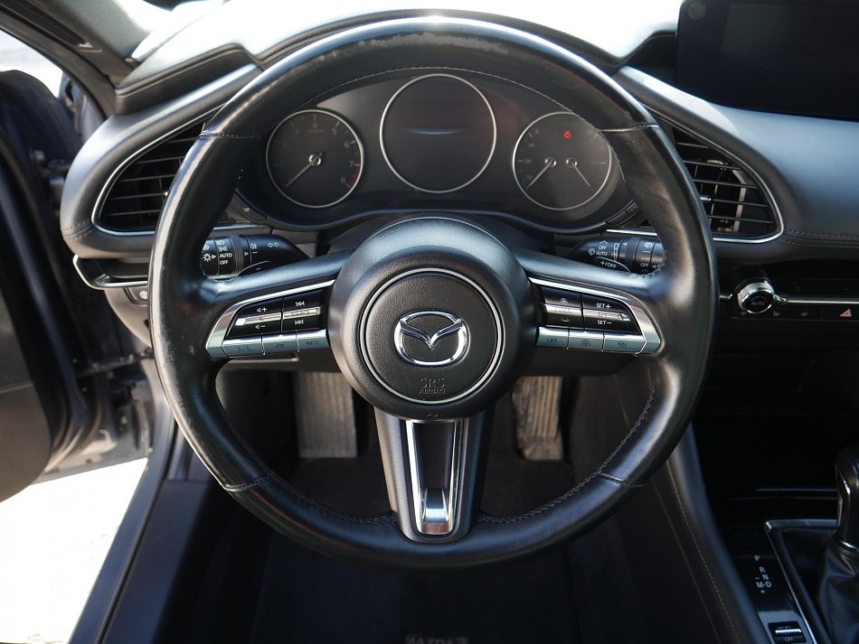 Mazda 3 2.0i 