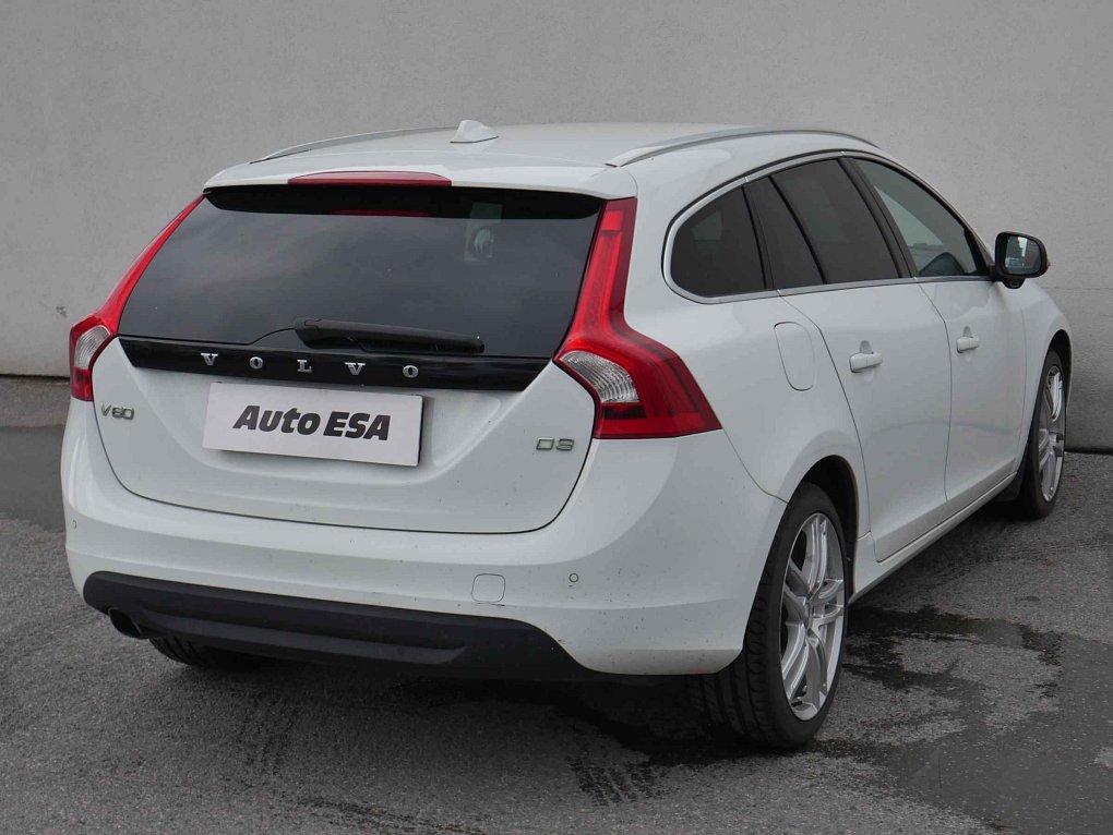 Volvo V60 2.0D 