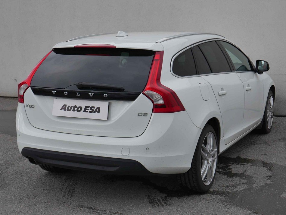 Volvo V60 2.0D 