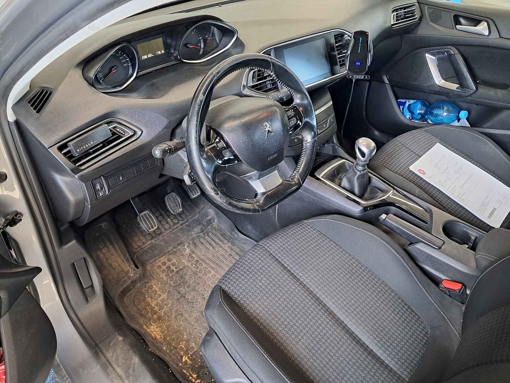 Peugeot 308 1.5 D 