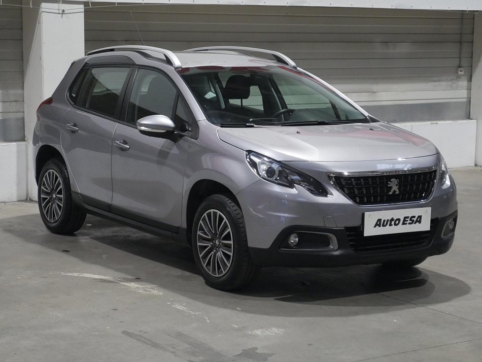 Peugeot 2008 1.2 PT 