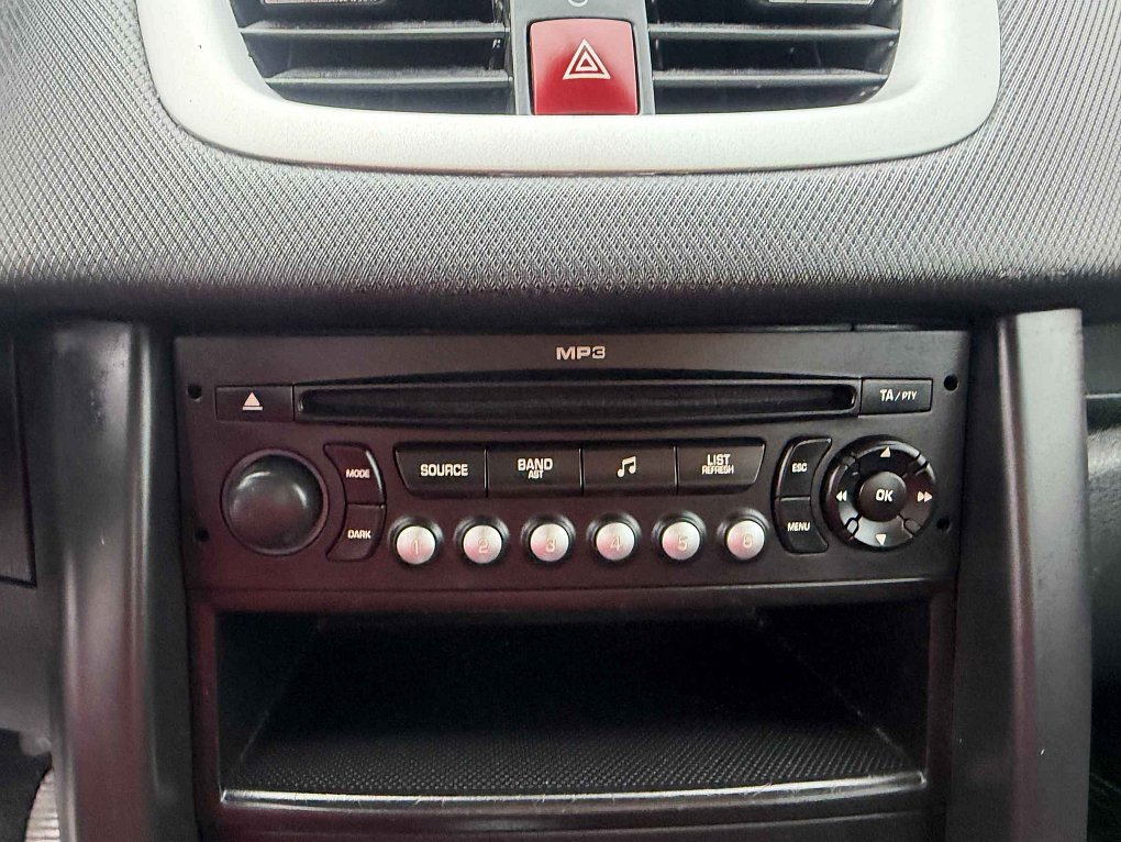 Peugeot 207 1.4i 