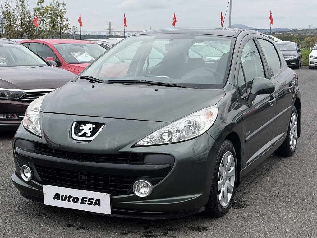 Peugeot 207 1.4 i 