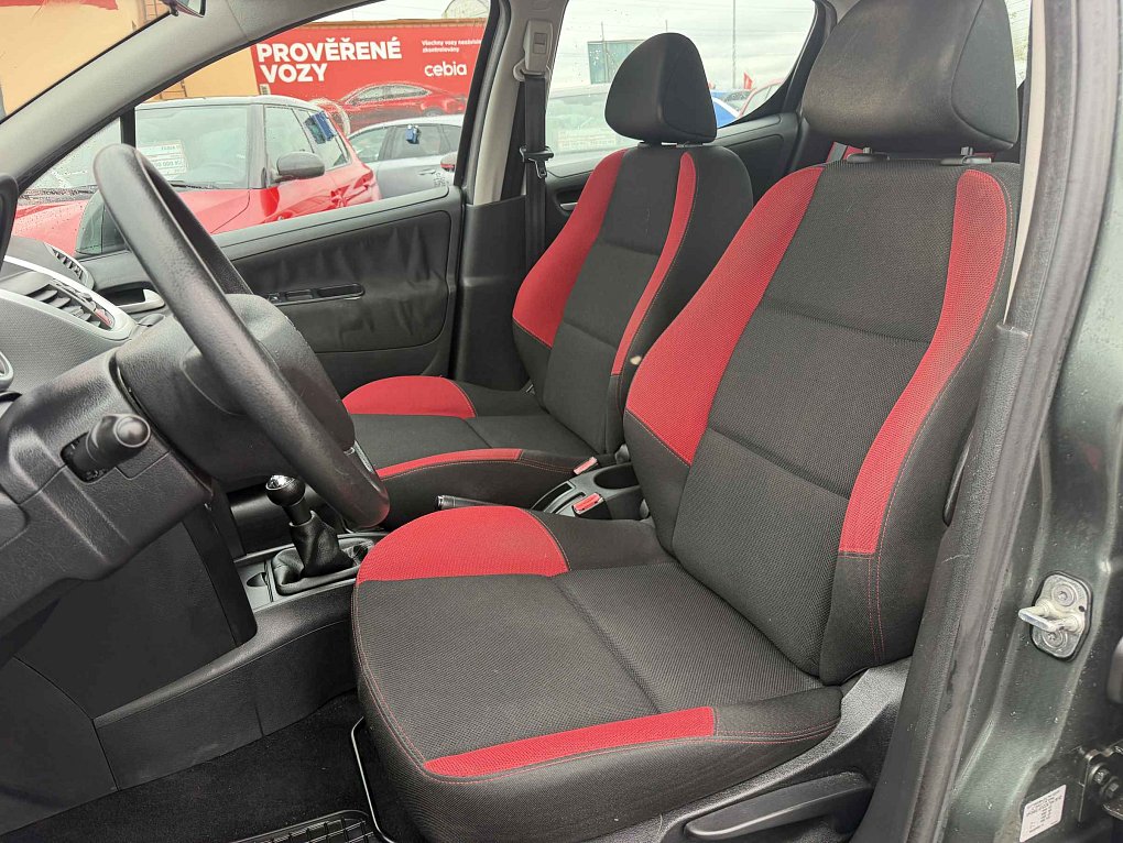 Peugeot 207 1.4i 