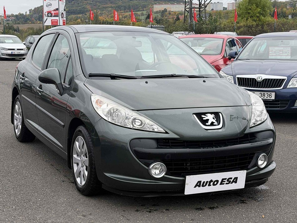 Peugeot 207 1.4 i 