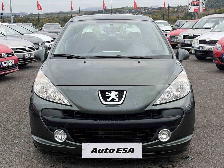 Peugeot 207 1.4 i 
