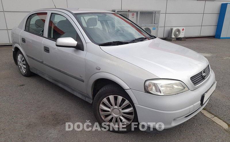 Opel Astra 1.4 i 