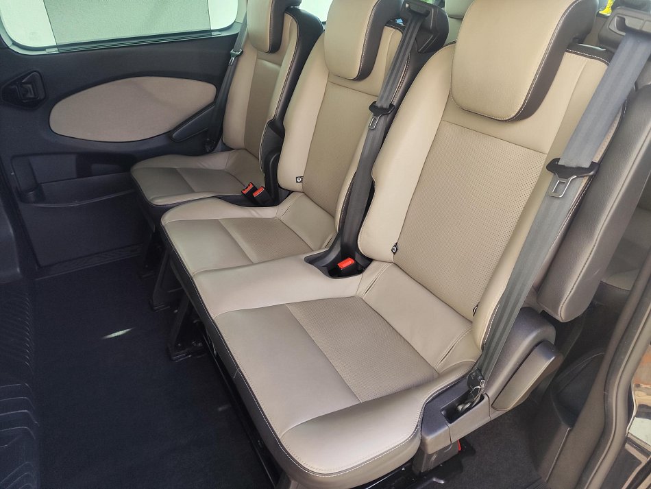 Ford Tourneo Custom 2.2TDCi Titanium 9míst