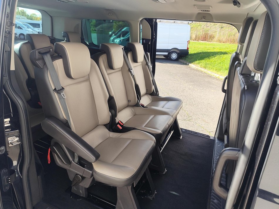 Ford Tourneo Custom 2.2TDCi Titanium 9míst