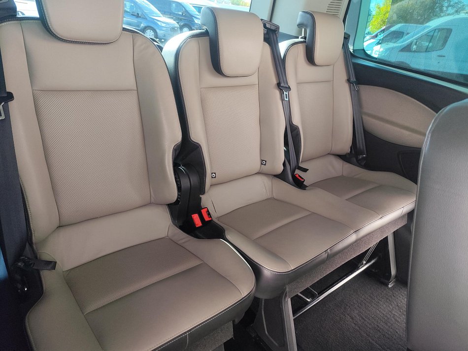 Ford Tourneo Custom 2.2TDCi Titanium 9míst