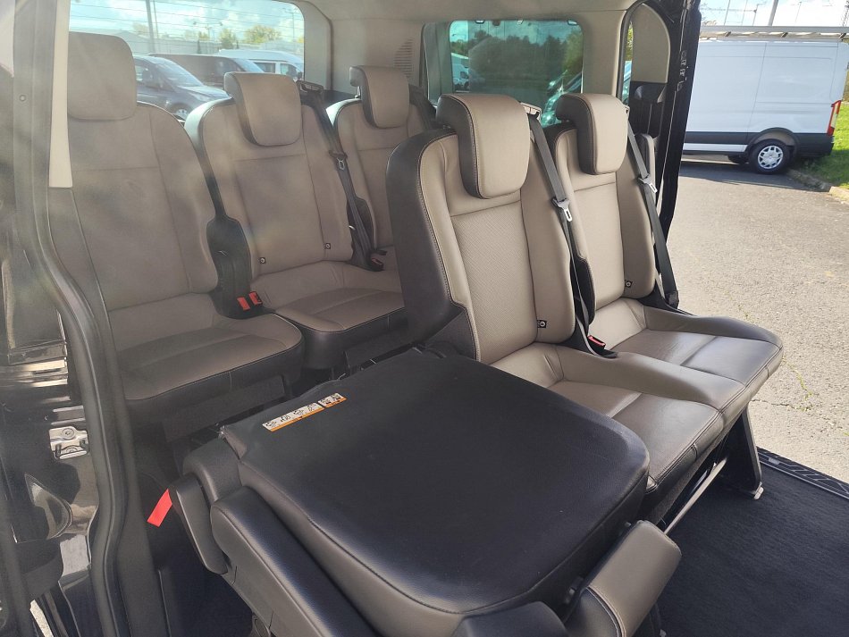 Ford Tourneo Custom 2.2TDCi Titanium 9míst
