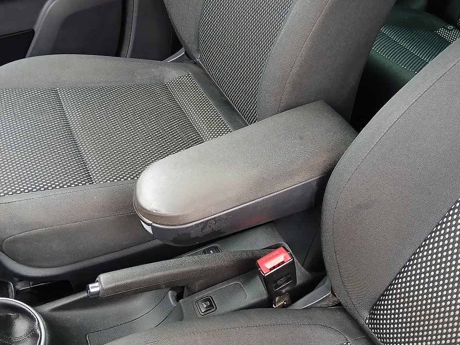 Škoda Fabia II 1.6i 16V Scout