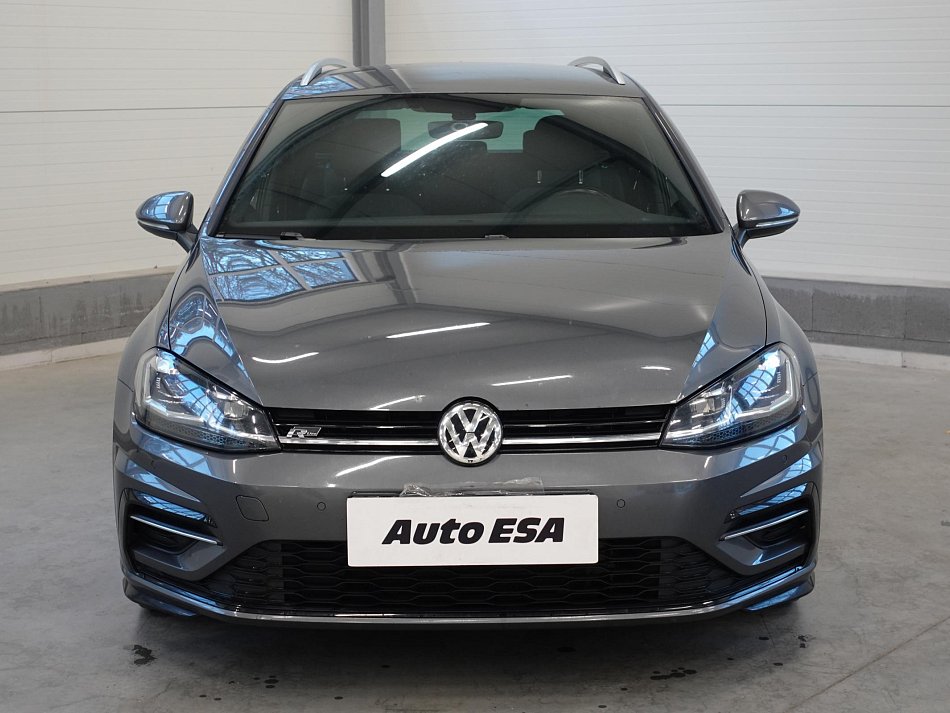 Volkswagen Golf 1.6 TDi R-Line