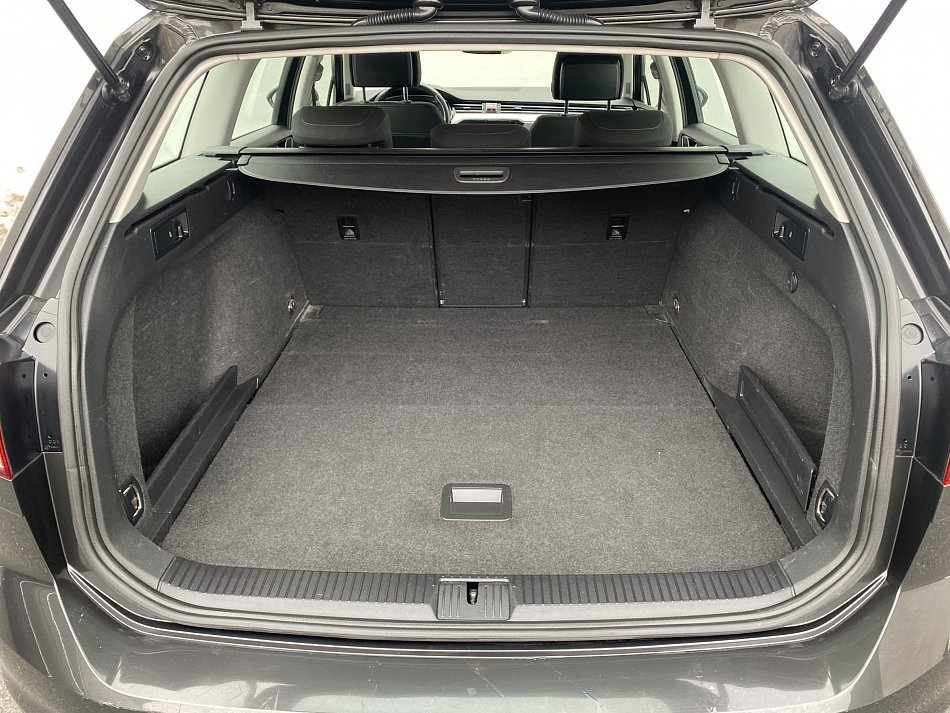 Volkswagen Passat 2.0 TDi 