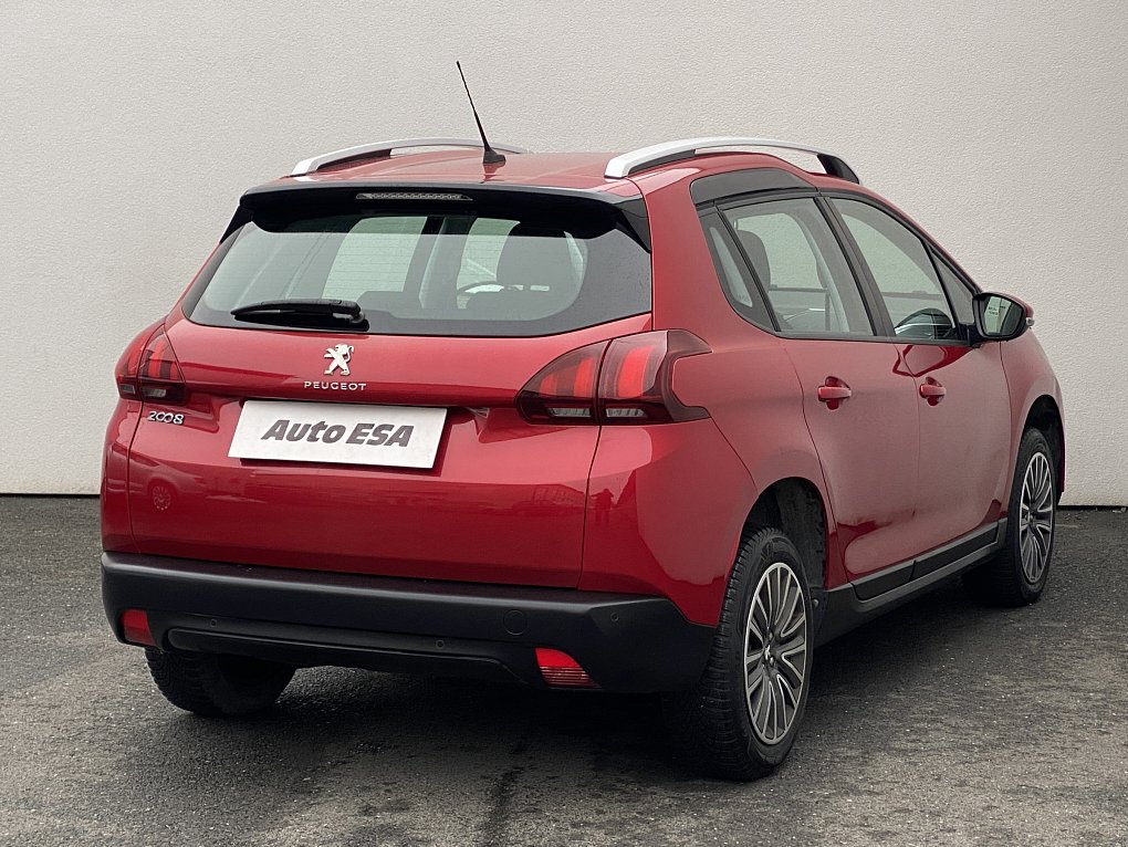 Peugeot 2008 1.2 PT 