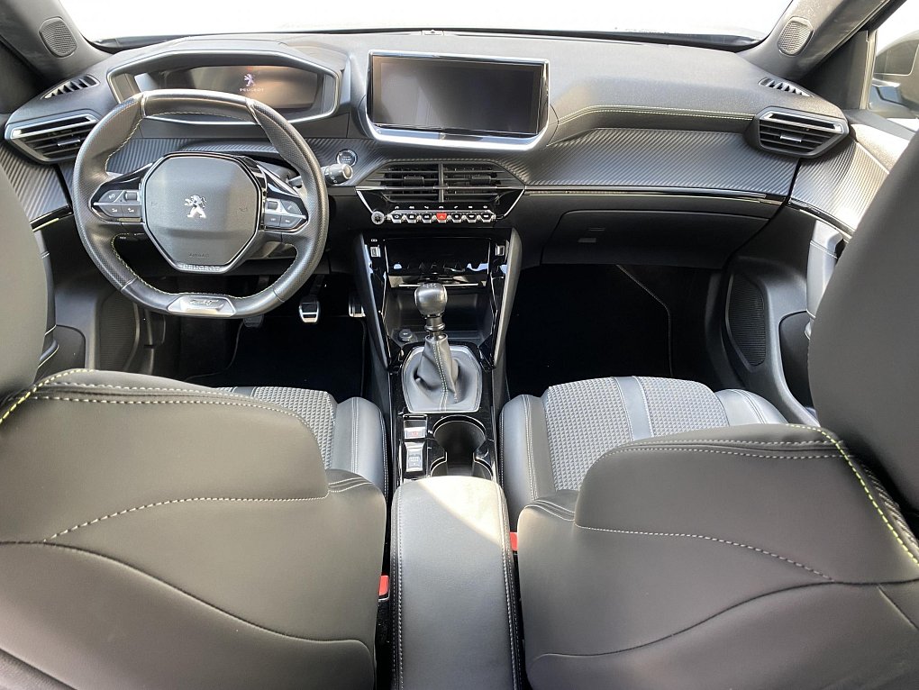 Peugeot 2008 1.2PT GT Line