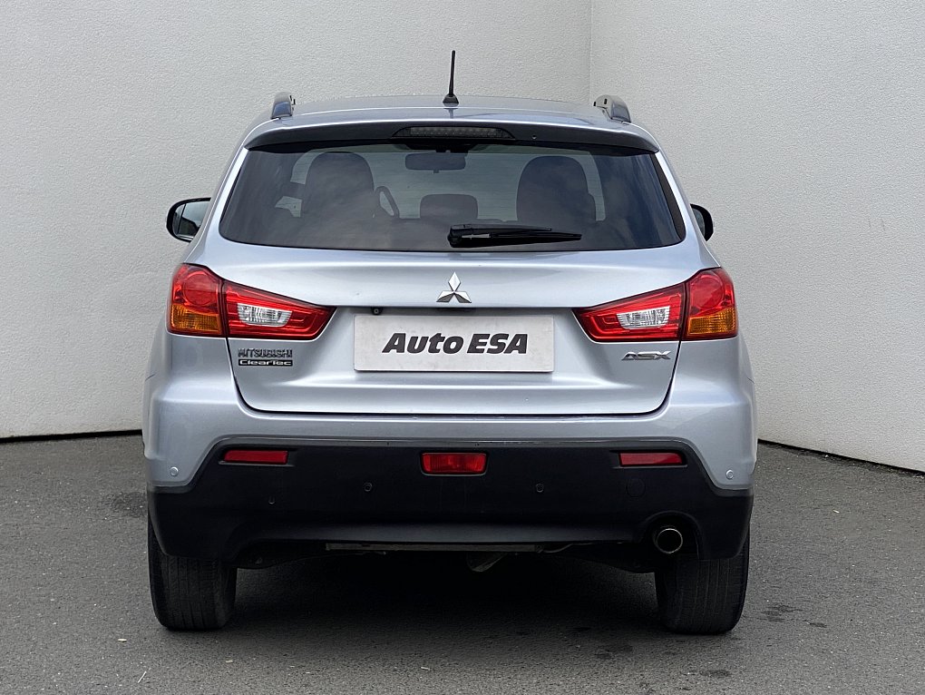 Mitsubishi ASX 1.8 DI-D 