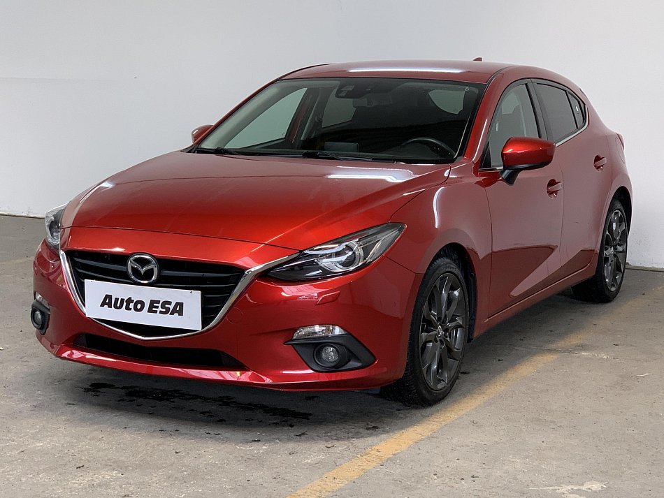 Mazda 3 2.0i Revolution