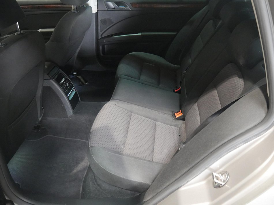 Škoda Superb II 2.0 TDi  4x4