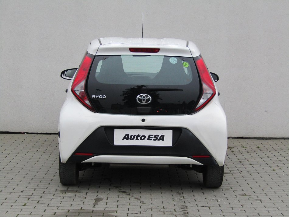 Toyota Aygo 1.0i 