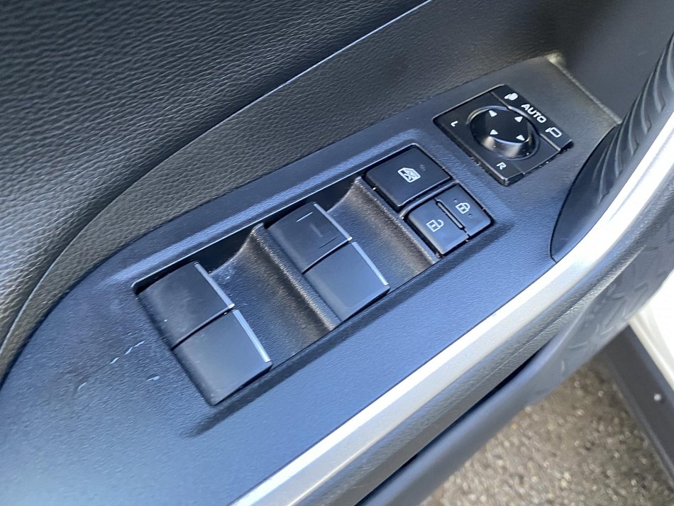 Toyota RAV4 2.0 i Comfort AWD