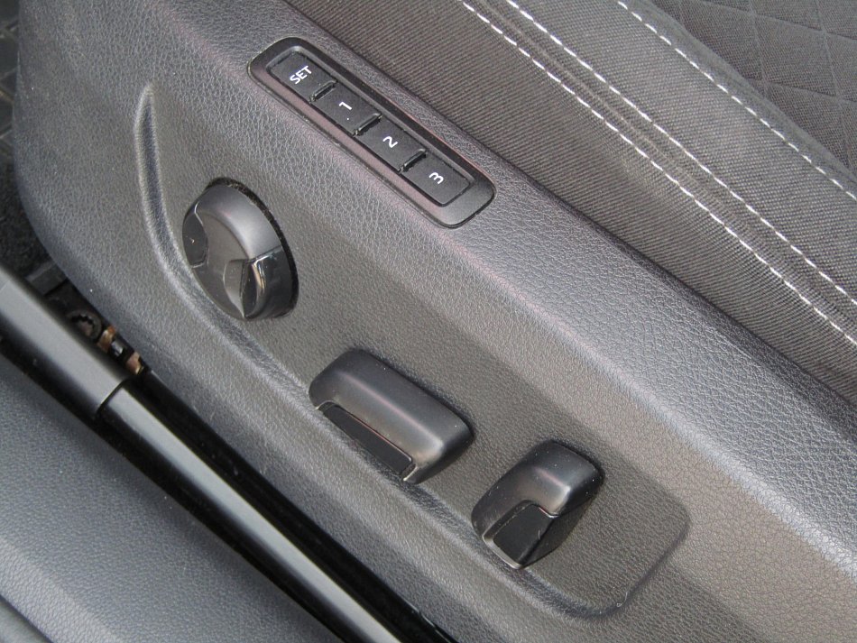 Škoda Superb III 2.0TDi Style